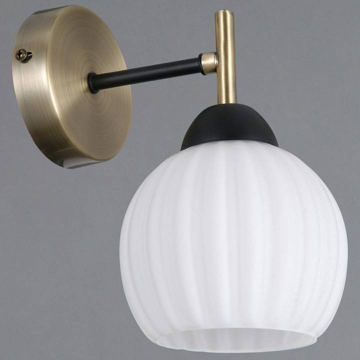 Бра ILLUMICO TRENTO IL0579-1WSQ-25 BK AB