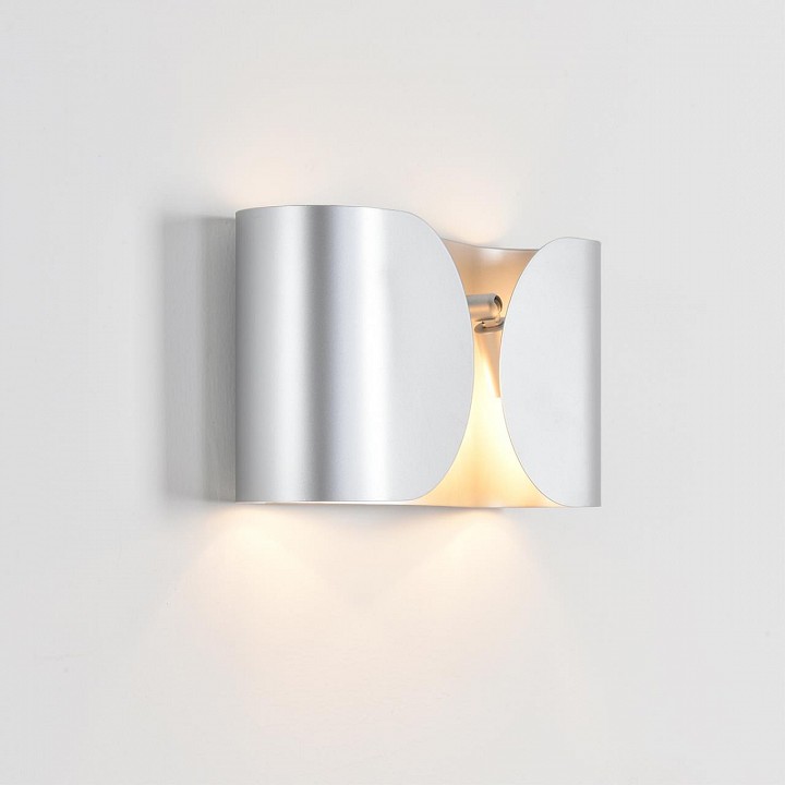 Накладной светильник Lumion MODERNI 8389/2W