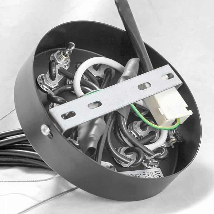 Подвесная люстра Lussole Seneca LSP-8177