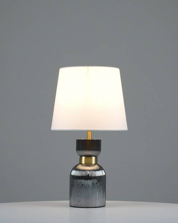 Настольная лампа декоративная Moderli Hadley V11004-T