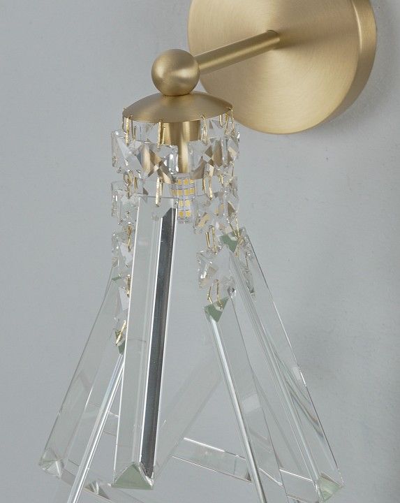 Бра Moderli Brass V11944-1W