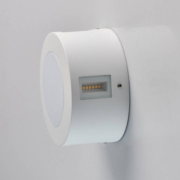 Накладной светильник DeMarkt Меркурий 807022801