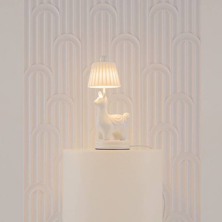 Настольная лампа декоративная Maytoni Senor Alpaca MOD377TL-L5W3K