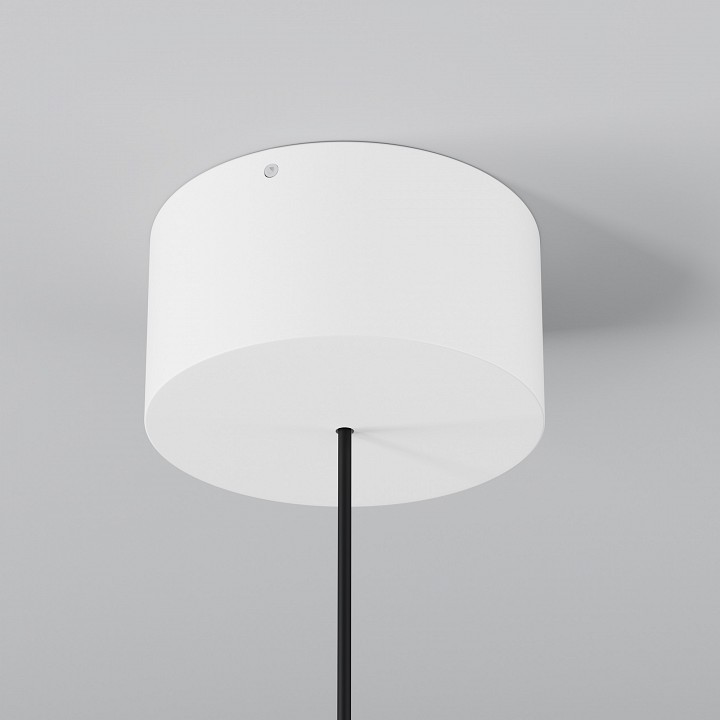 Подвесной светильник Maytoni Apex 8 Вт 3000K O491PL-L8W3K