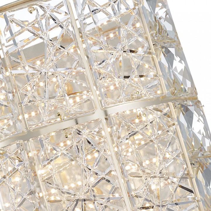 Накладной светильник Odeon Light Version 5071/32WL