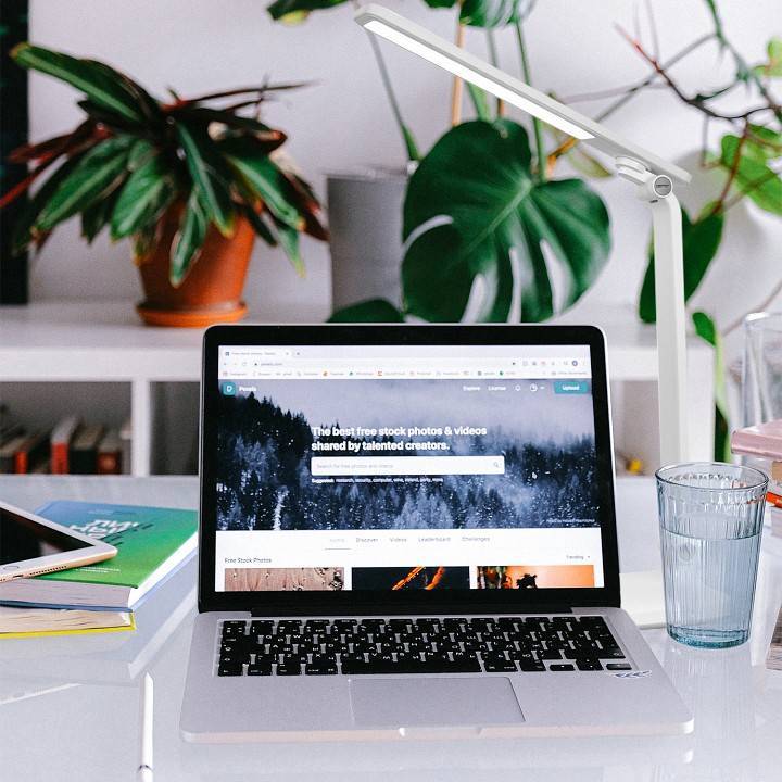 Настольная лампа Reluce 00518-0.7-01 BK