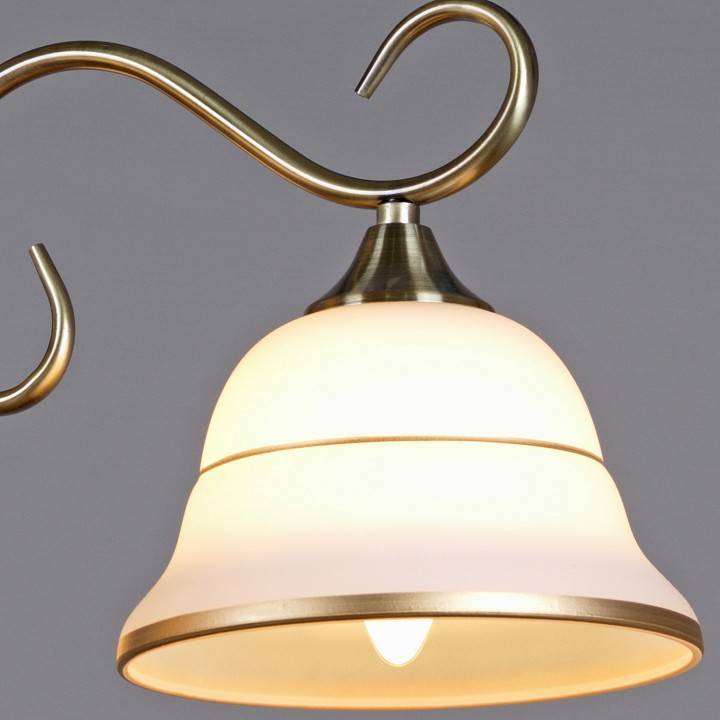 Люстра на штанге Reluce 02263 3 лампы AB 02263-0.3-03 AB