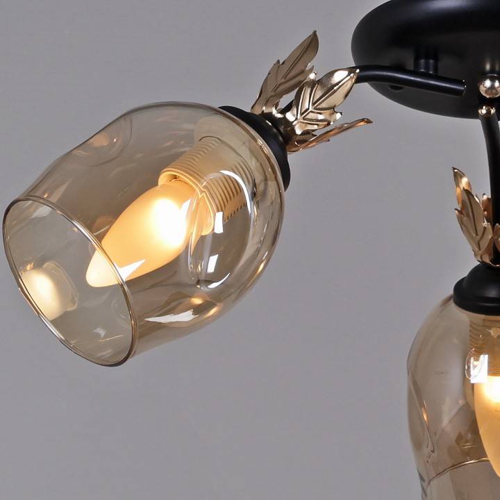 Потолочная люстра Reluce 81701 3 x E27 81701-0.3-03