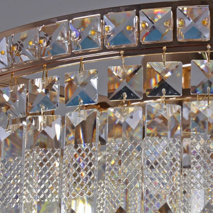 Потолочная люстра De Markt Бриз 90327-0.3-08 FGD