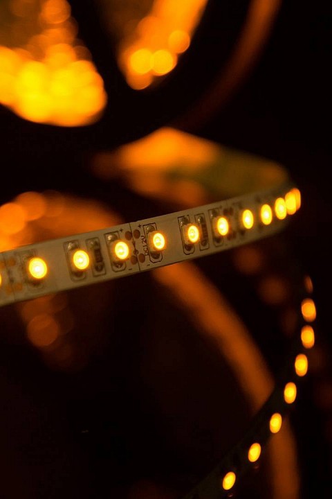 Светодиодная лента SWG SWG3120-12-9.6-Y-M 9.6 Вт/м 12V IP20 желтая SWG3120-12-9.6-Y-M