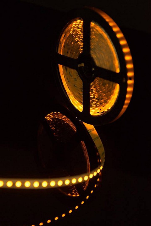 Светодиодная лента SWG SWG3120-12-9.6-Y-M 9.6 Вт/м 12V IP20 желтая SWG3120-12-9.6-Y-M