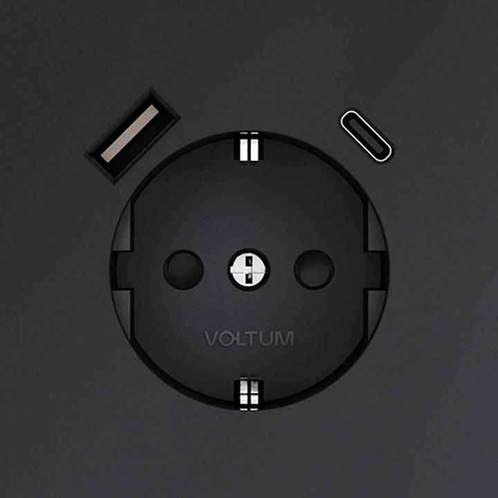 Розетка с заземлением и со шторкой и 2хUSB type A и C, без рамки Voltum S70 VLS040507