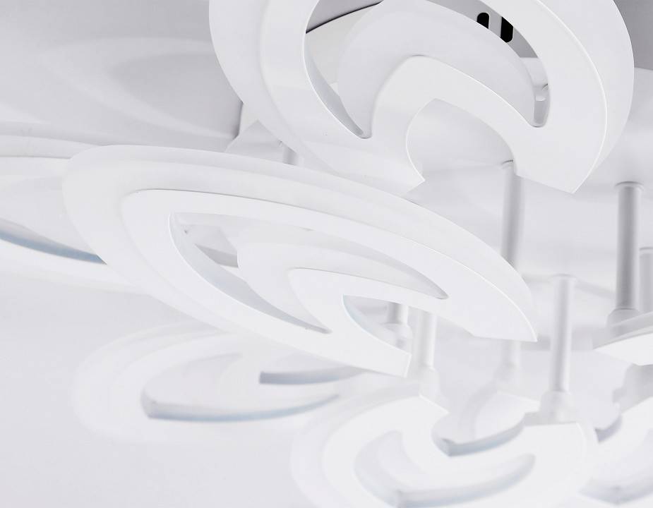 Потолочная люстра Ambrella Light FA FA4547