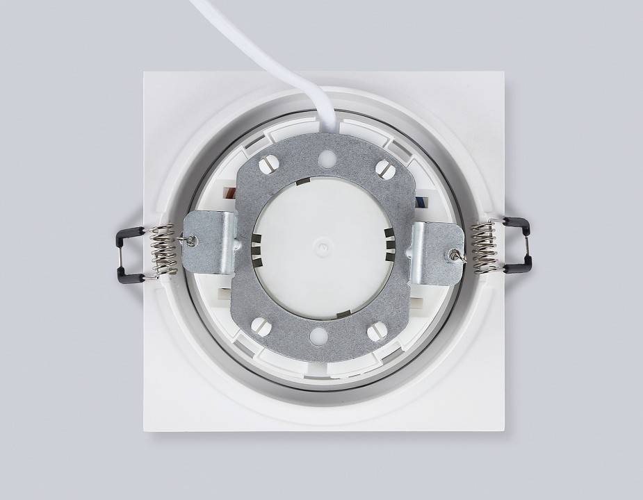 Встраиваемый светильник Ambrella Light TN TN51824