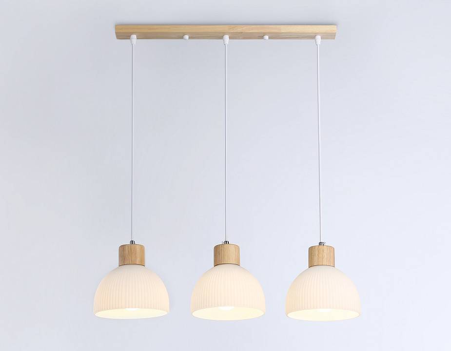 Подвесной светильник Ambrella Light TR TR83135