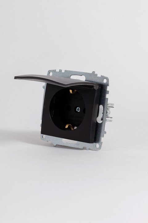Розетка с заземлением с крышкой, без рамки Elbi Eleсtriс Zena Vega 609-014800-218