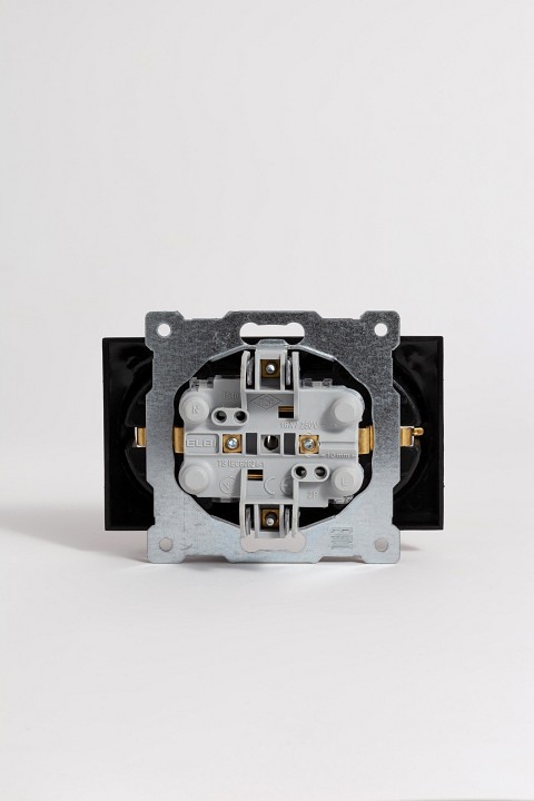 Розетка двойная с заземлением, без рамки Elbi Eleсtriс Zena Vega 609-014800-907