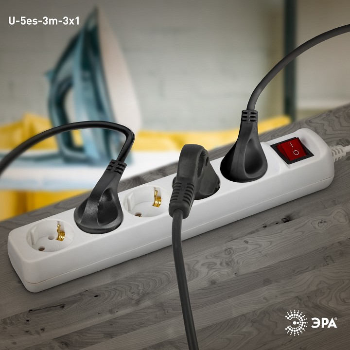 Удлинитель с выключателем Эра  U-5es-3m-3x1