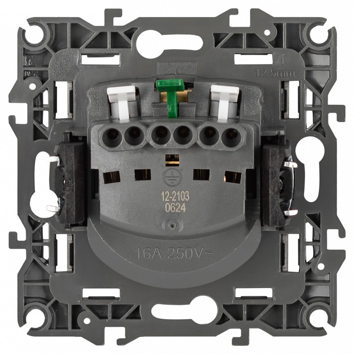 Розетка с заземлением и со шторкой, без рамки с крышкой Эра Эра 12 12-2103-16