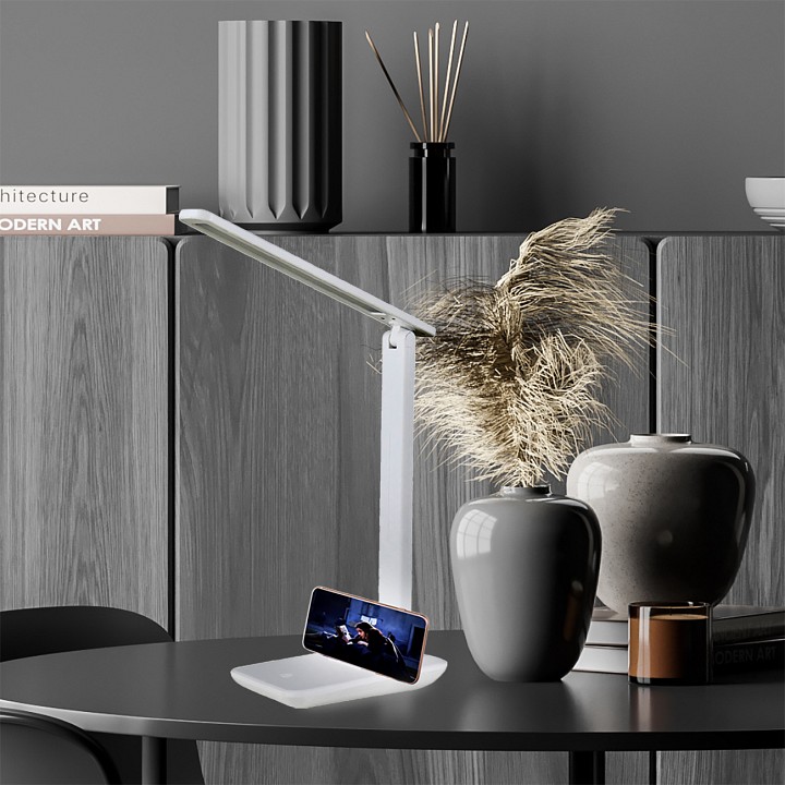 Настольная лампа офисная Escada 10242 LED 6 Вт черная 10242/1LED