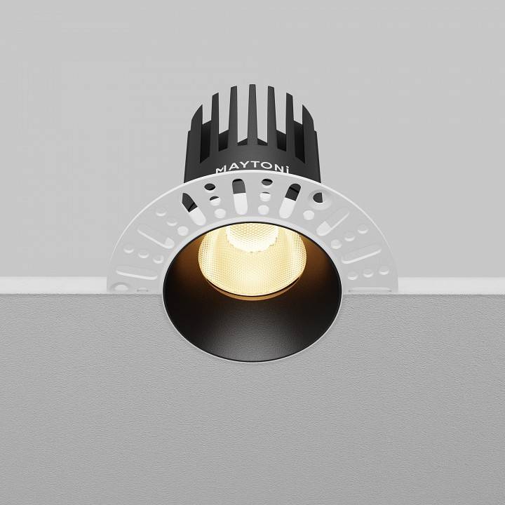 Встраиваемый светильник Maytoni Dip DL121-15W-2.7K-TRS-B
