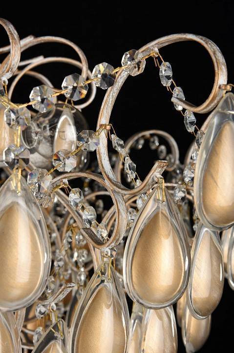 Люстра на штанге Freya Chabrol 9 ламп FR2302-CL-09-WG