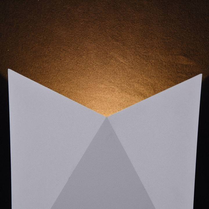 Светильник накладной Maytoni Beekman 7 Вт белый O802WL-L7W