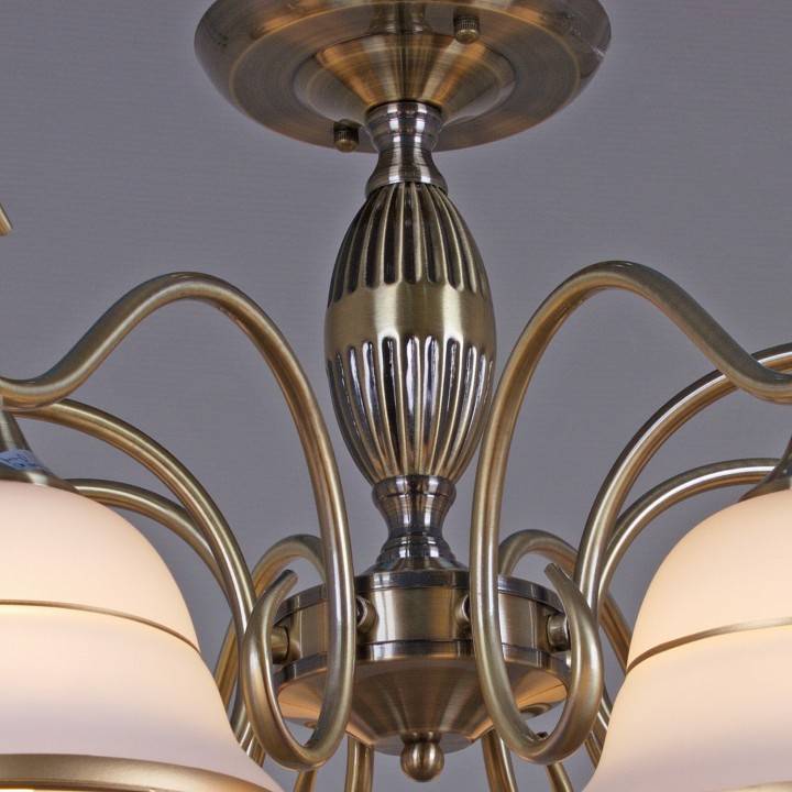 Люстра на штанге Reluce 02263 8 ламп AB 02263-0.3-08 AB