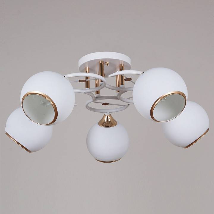 Люстра на штанге Reluce 06117 5 ламп 06117-0.3-05 WH+FG