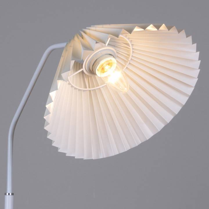 Торшер Reluce 08072 08072-0.6-01 WT