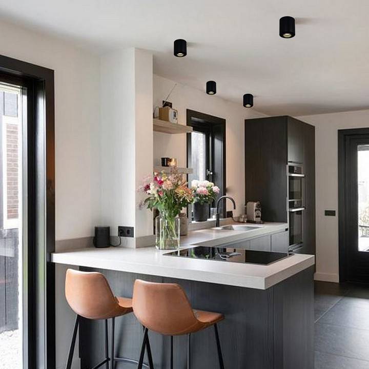 Накладной светильник Reluce  16135-9.5-001 GU10 BK