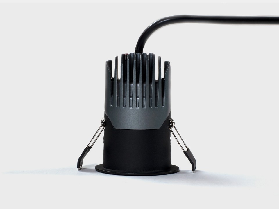 Встраиваемый светильник SWG RC RC-D52-7-BL-WW65