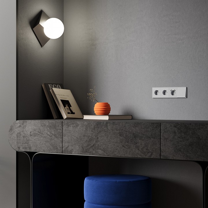 Накладка для розетки с заземлением и со шторками Voltum S70 VLS000716