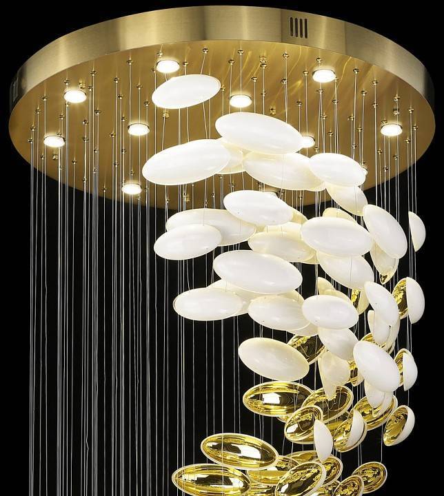 Подвесная люстра Wertmark Agnella WE195.12.303