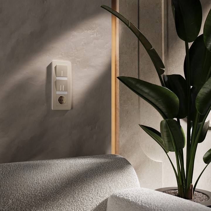 Рамка на 3 поста Werkel Split айвори/белый, soft-touch W0033066