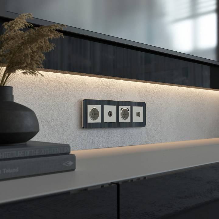 Накладка для розетки с заземлением и 2хUSB Werkel дымчатый W1279504