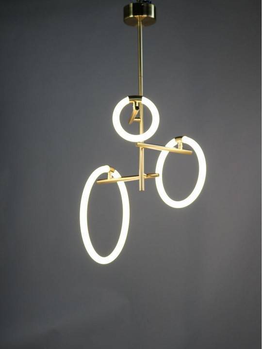 Люстра на штанге Zortes Jessy ZRS.01043.03