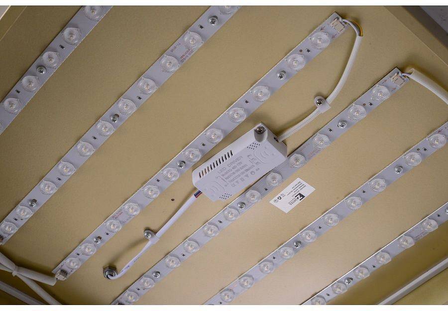 Накладной светильник Zortes Gabby ZRS.1215.04