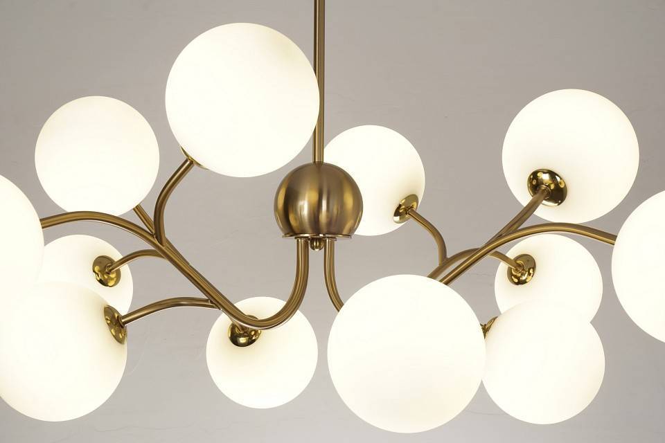 Люстра на штанге Zortes Blo ZRS.1777.12