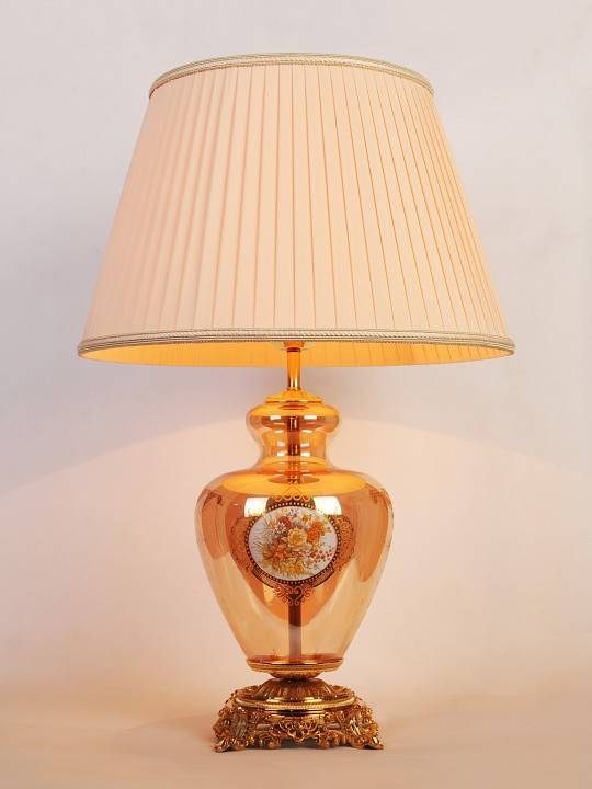 Настольная лампа декоративная Abrasax 8101 TL.8101-1GO