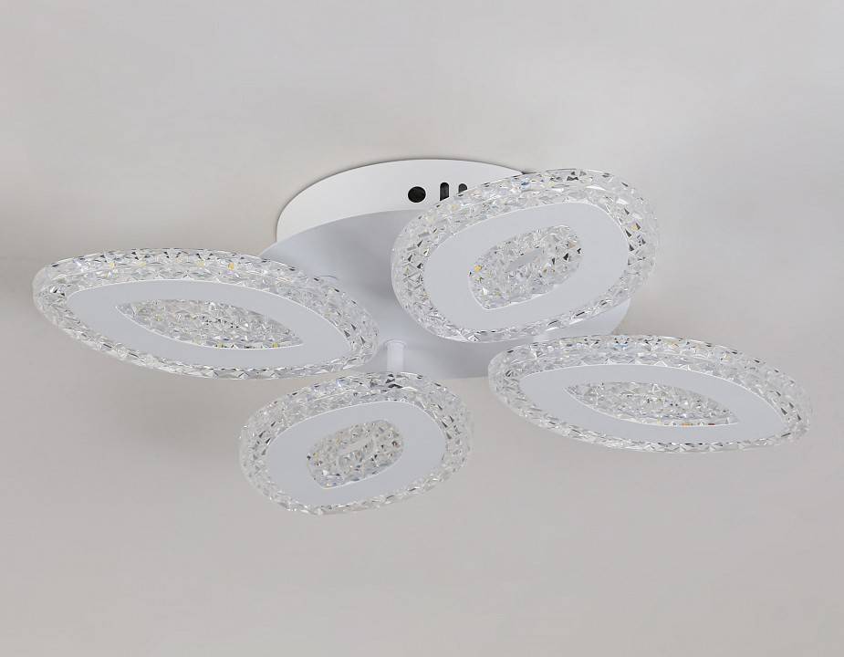 Потолочная люстра Ambrella Light FA FA4012