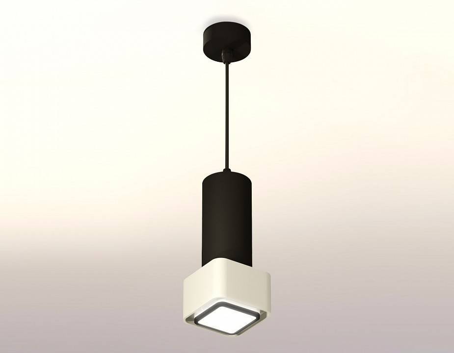 Подвесной светильник Ambrella Light XP XP7834002