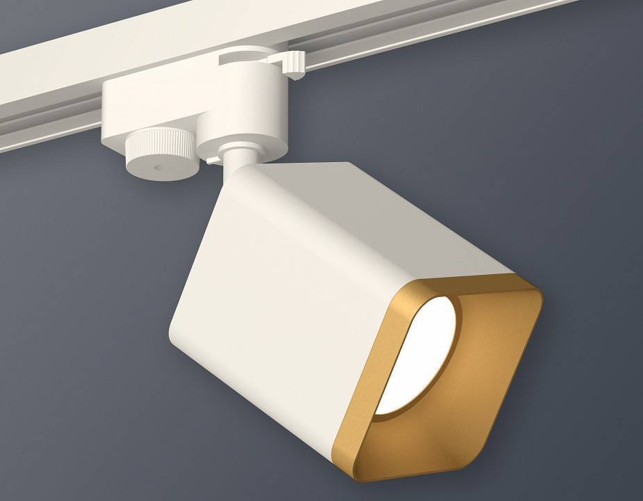 Светильник на штанге Ambrella Light XT XT7812003