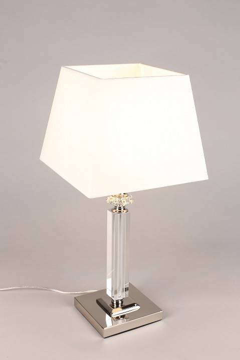 Настольная лампа декоративная Aployt Emilia APL.723.04.01