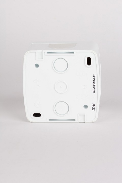 Розетка с заземлением Elbi Eleсtriс Alsu 7 504-010200-217