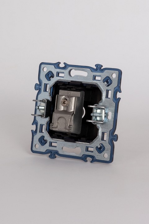 ТВ-розетка проходная без рамки Elbi Eleсtriс Moda Vox 611-044832-272