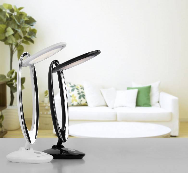 Настольная лампа офисная Elektrostandard Saturn 10 Вт черная a044008