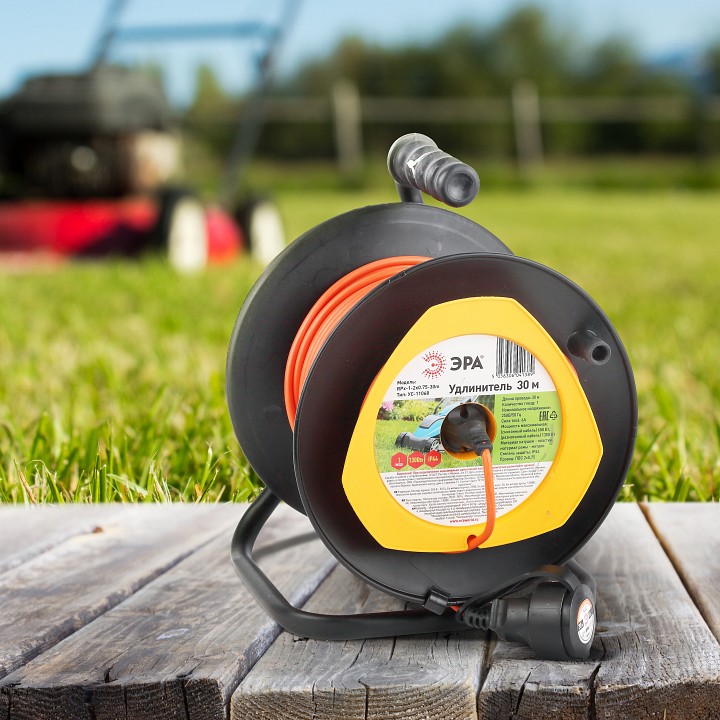 Удлинитель силовой ЭРА RPx-1-2x0.75-30m 1 розетка 30 м 2х0.75 мм² RPx-1-2x0.75-30m