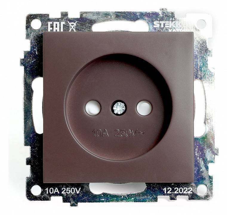 Розетка с заземлением и с шторками Stekker Катрин 49025