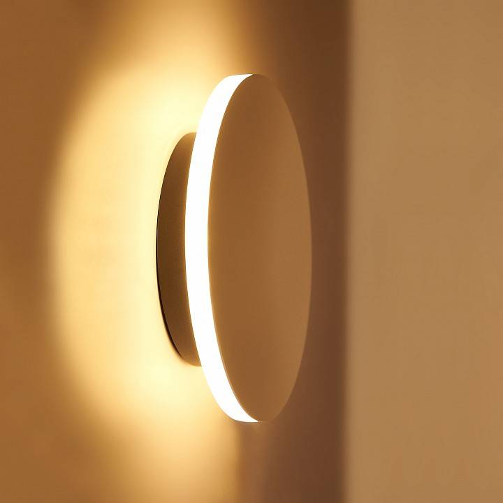 Накладной светильник Italline IT02-017 белый IT02-017 white